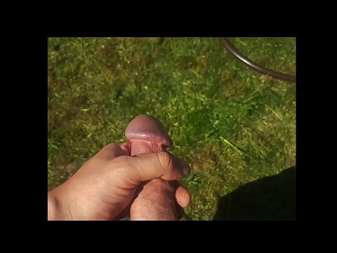 ❤️ Faigheann hottie te a pussy bándearg fucked agus cums le squirt i ghairdín samhraidh ️  Físeán porn  ag ga.pornoincest.ru ❌❤